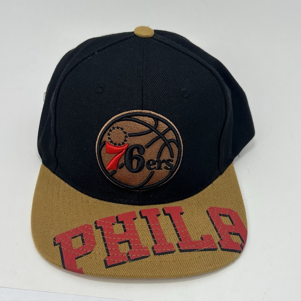 Mitchell & Ness Philadelphia 76ers NBA Sixers Hat Snapback Spell Out Bill Cap